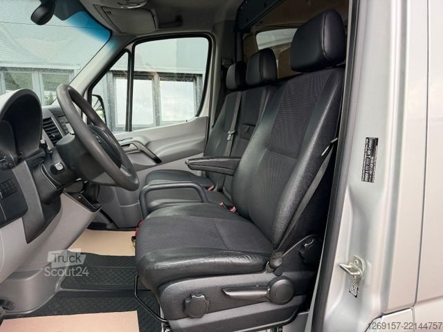 Furgon z wysokim dachem MERCEDES-BENZ Sprinter 319 CDI V6 3,0L Kasten L2H2 *AHK 3,5T*