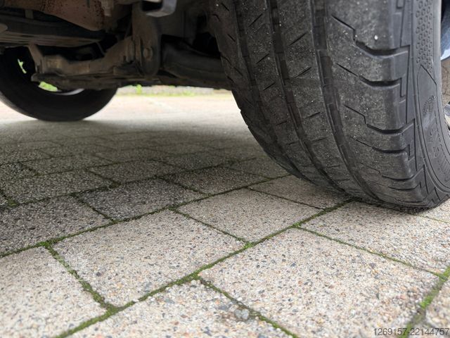 Furgon z wysokim dachem MERCEDES-BENZ Sprinter 319 CDI V6 3,0L Kasten L2H2 *AHK 3,5T*