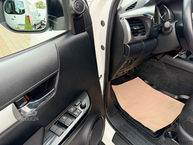 Furgon TOYOTA Hilux Double Cab 3,2t ALLRAD 4x4  *AHK 3,5t*