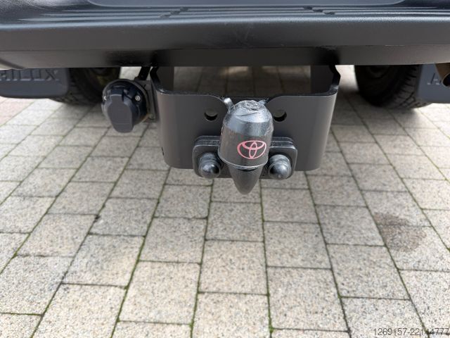 Furgon TOYOTA Hilux Double Cab 3,2t ALLRAD 4x4  *AHK 3,5t*