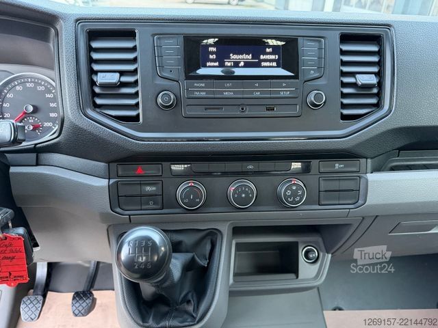 Kippi pakettiauto VOLKSWAGEN Crafter Dreiseitenkipper 4x4 4Motion Laubgitter