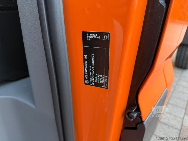Kippi pakettiauto VOLKSWAGEN Crafter Dreiseitenkipper 4x4 4Motion Laubgitter