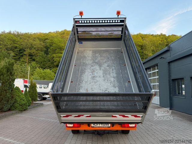 Kippi pakettiauto VOLKSWAGEN Crafter Dreiseitenkipper 4x4 4Motion Laubgitter