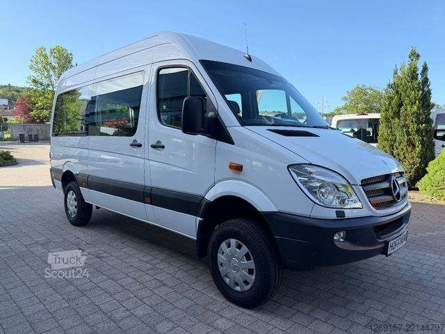 حافلة صغيرة MERCEDES-BENZ Sprinter 316CDI Kombi ALLRAD 4x4 L2H2 aus 1.Hand