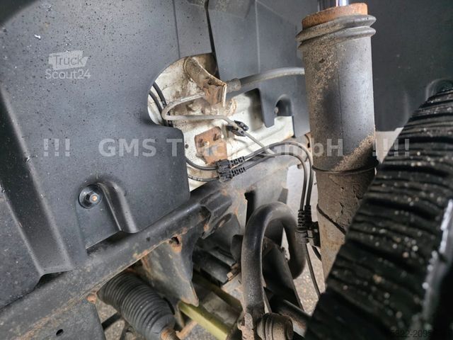 Magas tetős furgon MERCEDES-BENZ Sprinter 516 CDI / 4X4 ALLRAD / Mixto 6 Sitze