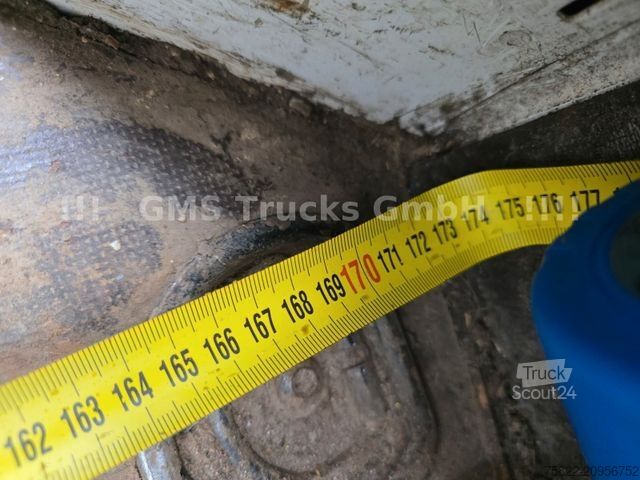 Dobozos furgon MERCEDES-BENZ Sprinter 516 CDI / 4X4 ALLRAD / Mixto 6 Sitze