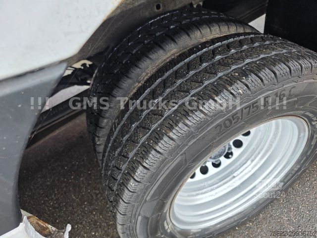 Dobozos furgon MERCEDES-BENZ Sprinter 516 CDI / 4X4 ALLRAD / Mixto 6 Sitze