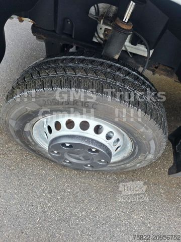 Dobozos furgon MERCEDES-BENZ Sprinter 516 CDI / 4X4 ALLRAD / Mixto 6 Sitze