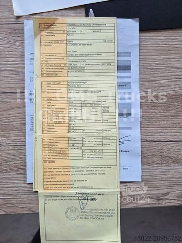 Dobozos furgon MERCEDES-BENZ Sprinter 516 CDI / 4X4 ALLRAD / Mixto 6 Sitze