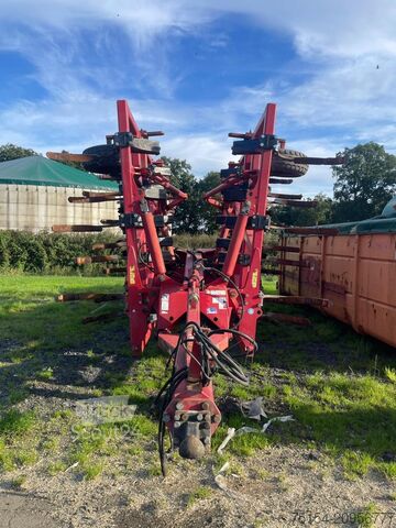 Kultivátor Horsch Tiger 5 AS