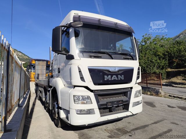 Kamion sa ravnom platformom MAN TGS 35.440