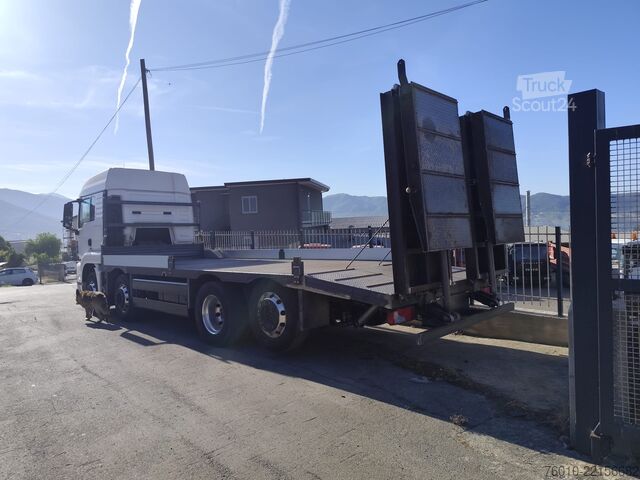 Kamion sa ravnom platformom MAN TGS 35.440