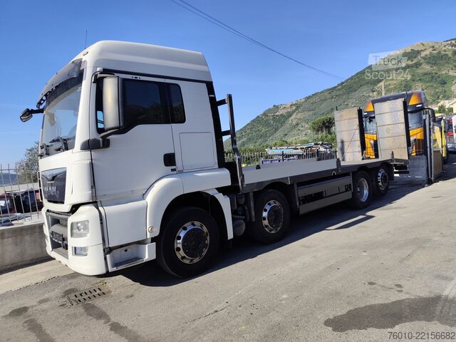Kamion sa ravnom platformom MAN TGS 35.440