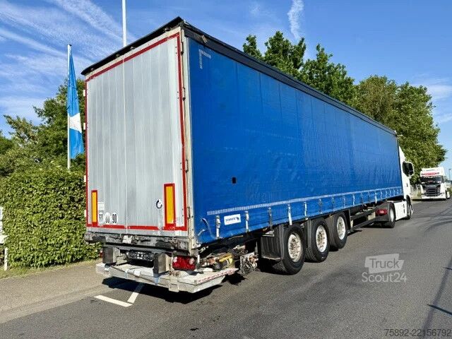 Tarpaulin Schmitz Cargobull Edscha /2x Liftachse / 3x Achsen