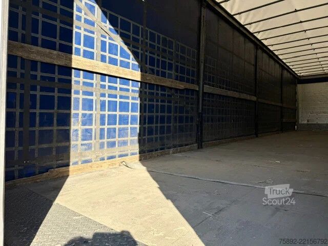 Tarpaulin Schmitz Cargobull Edscha /2x Liftachse / 3x Achsen