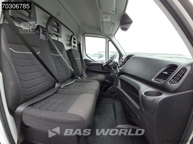 Resväska Iveco Daily 35S16 Ladebordwand Automatik 160PS Koffer...