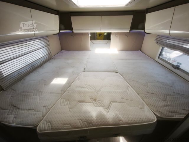 Integrisani kamper MOBILVETTA K-Silver I 59, Längsbetten, Solar, Klima, TV,