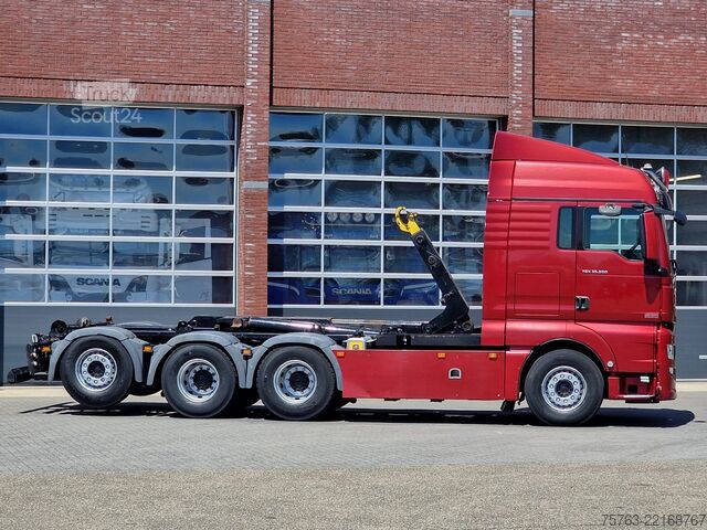 Haakarmsysteem MAN TGX 35.500 8x4*4 - Hyva Hooklift - Custom inter...
