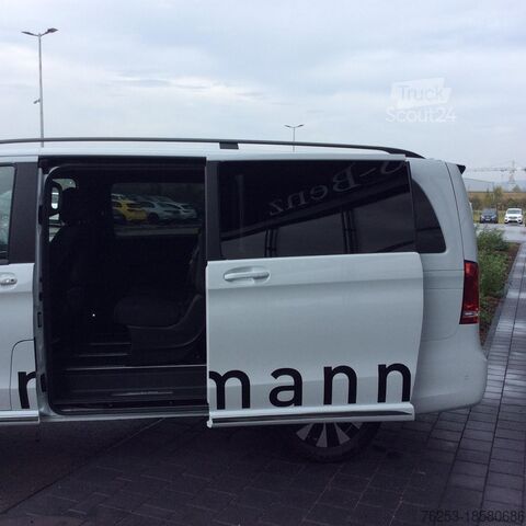 Мікроавтобус Mercedes-Benz EQV 300 lang (7 Sitzer) SpurW Sport Navi ACC LM