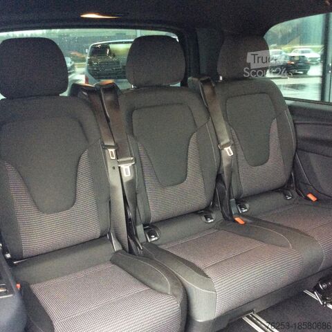 Мікроавтобус Mercedes-Benz EQV 300 lang (7 Sitzer) SpurW Sport Navi ACC LM