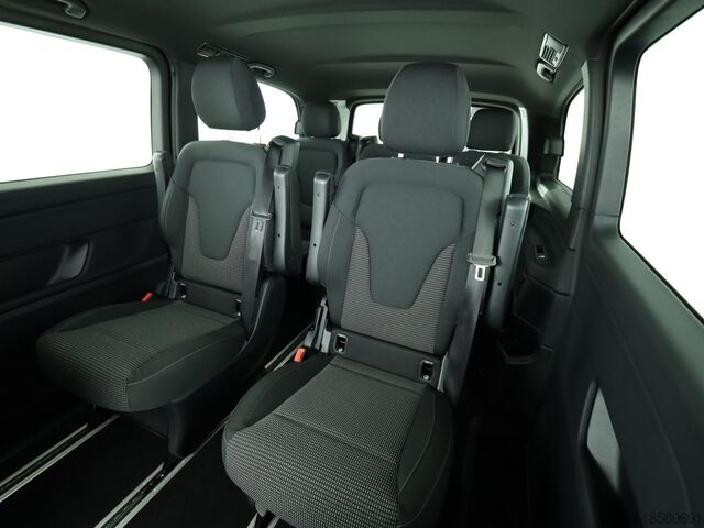 Мікроавтобус Mercedes-Benz EQV 300 lang (7 Sitzer) SpurW Sport Navi ACC LM