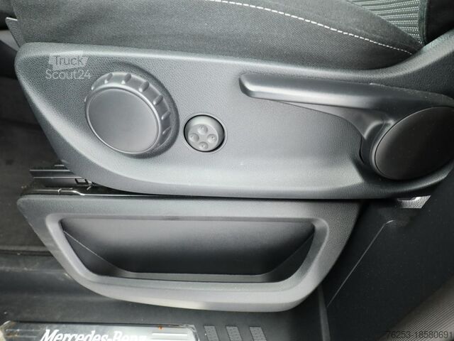 Мікроавтобус Mercedes-Benz EQV 300 lang (7 Sitzer) SpurW Sport Navi ACC LM