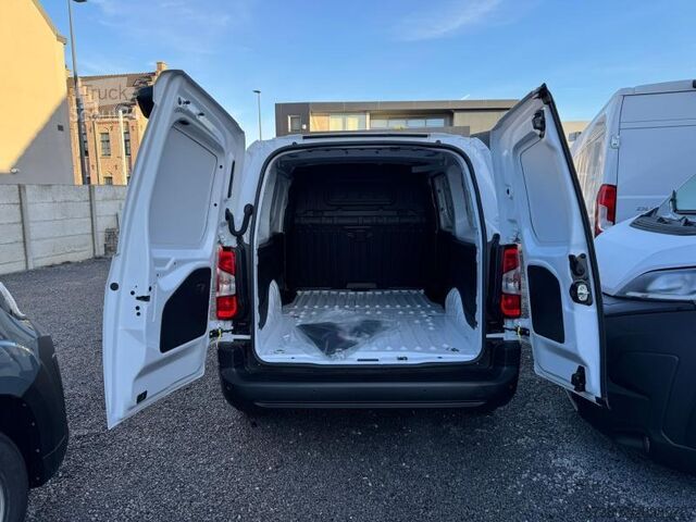 Bestelwagen FIAT Doblo Cargo