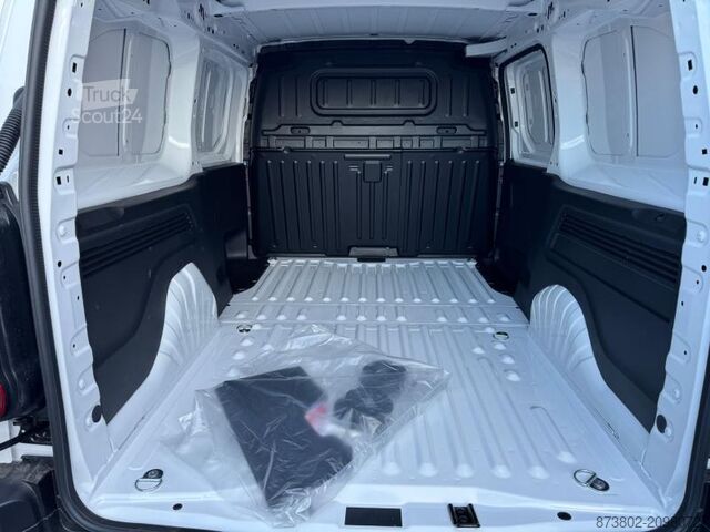 Bestelwagen FIAT Doblo Cargo