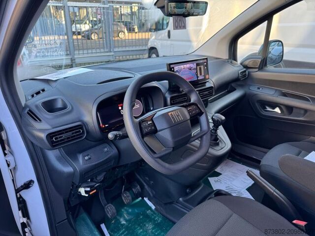 Bestelwagen FIAT Doblo Cargo