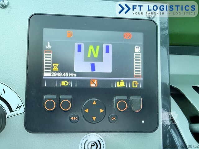 Wózek widłowy czterokierunkowy Combilift C4000 DIESEL DUPLEX 4100 FORK POSITIONER