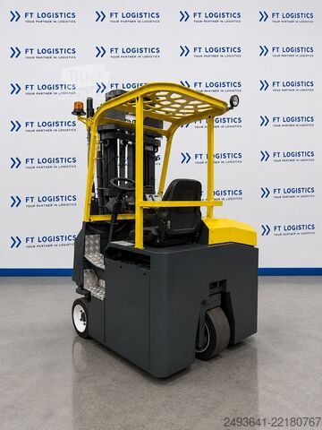Wózek widłowy czterokierunkowy Combilift CBE2500 TRIPLEX 4900 POSITIONER