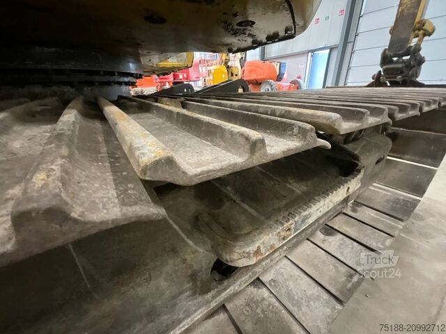 Pelle sur chenilles Komatsu PC 138 US-10