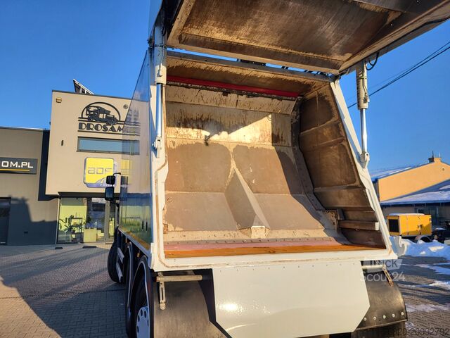 Szemetesautó Renault D26