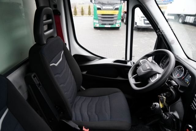 Koelwagen met geïsoleerde laadbak IVECO DAILY 35-160 / KONTENER 4,3 M / WINDA / BLI?NIAK