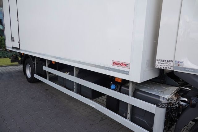 Koelwagen RENAULT D 250 / CH?ODNIA - 6,7 m / THERMO KING T 600R /