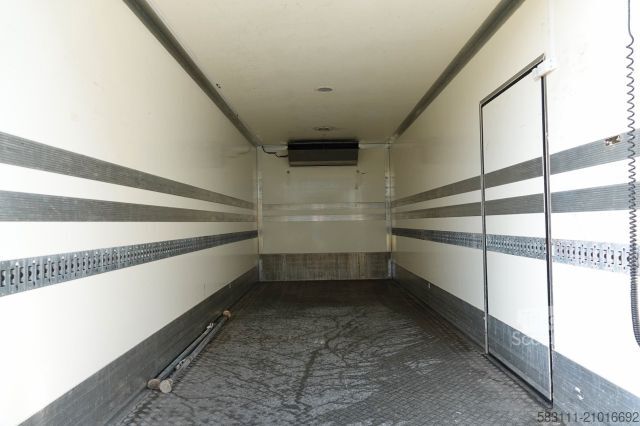 Koelwagen RENAULT D 250 / CH?ODNIA - 6,7 m / THERMO KING T 600R /