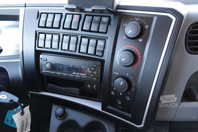 Koelwagen RENAULT D 250 / CH?ODNIA - 6,7 m / THERMO KING T 600R /