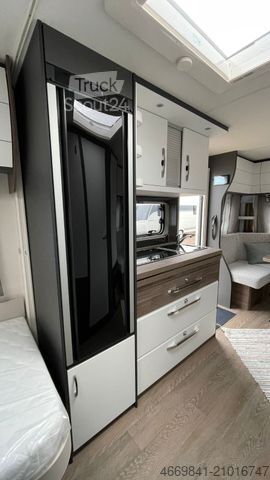 Caravan HOBBY 495 UL Excellent Edition 2026 - Autark, 7" TFT