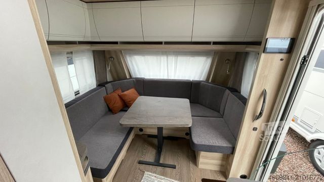 Caravan HOBBY 460 LU de Luxe 2026 - Autark, 7" TFT