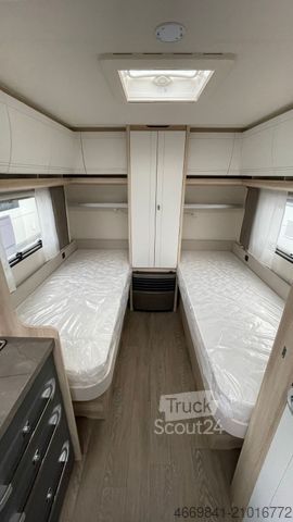 Caravan HOBBY 460 LU de Luxe 2026 - Autark, 7" TFT