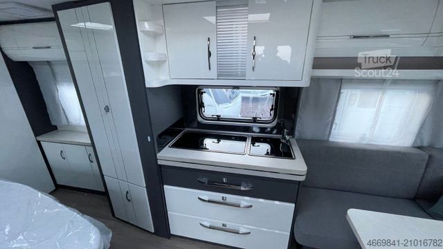 Caravan HOBBY 540 WFU Excellen 2026 - Autark, 7" TFT,  C6E usw