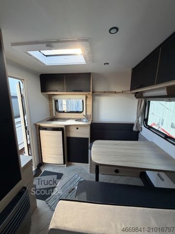 Caravan STERCKEMAN 410 CP Sport Edition 2026 - Zubehör uswREIS