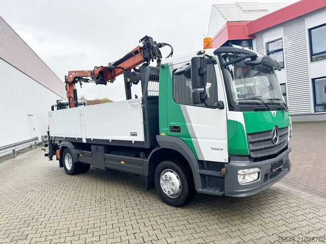 Kravas automašīnai uzstādīts celtnis Mercedes-Benz Atego 1223 L 4x2 Atego 1223 L 4x2 mit Heckkran Atlas 88.3-A2L, Funk
