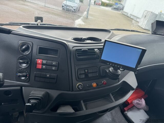 Kravas automašīnai uzstādīts celtnis Mercedes-Benz Atego 1223 L 4x2 Atego 1223 L 4x2 mit Heckkran Atlas 88.3-A2L, Funk