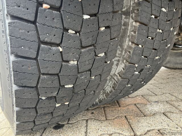 Camion-benne tricar Iveco-Magirus EuroCargo ML190EL32 4x2 EuroCargo ML190EL32 4x2