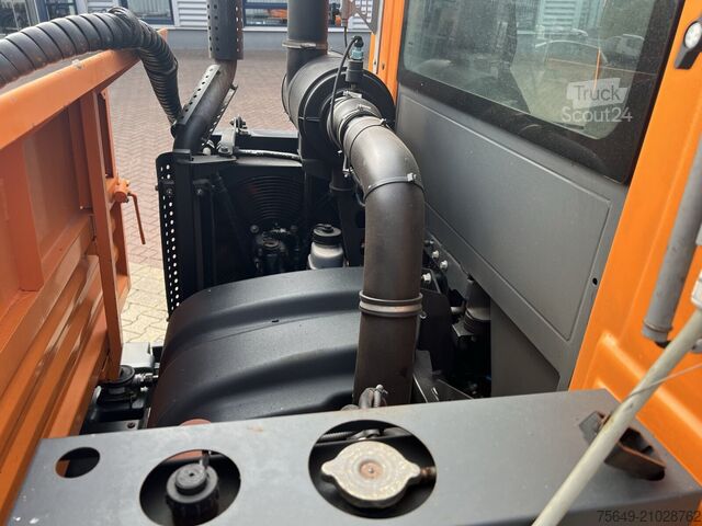 Fourgon personnalisé Multicar M31 4x4 M31 4x4, 3-S-Kipper, Schneepflug, Streuer