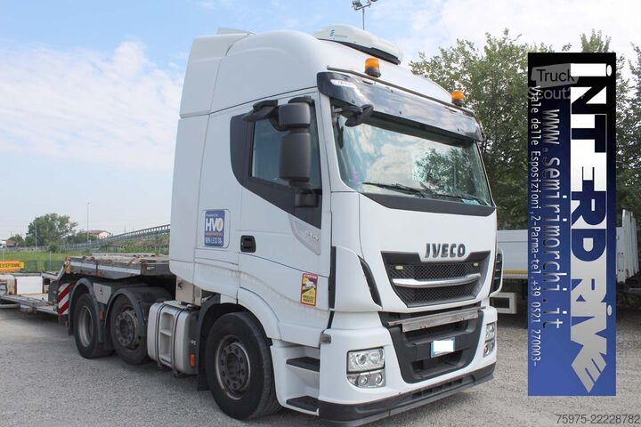 وحدة جرار قياسية Iveco trattore stradale 3 assi ribassato