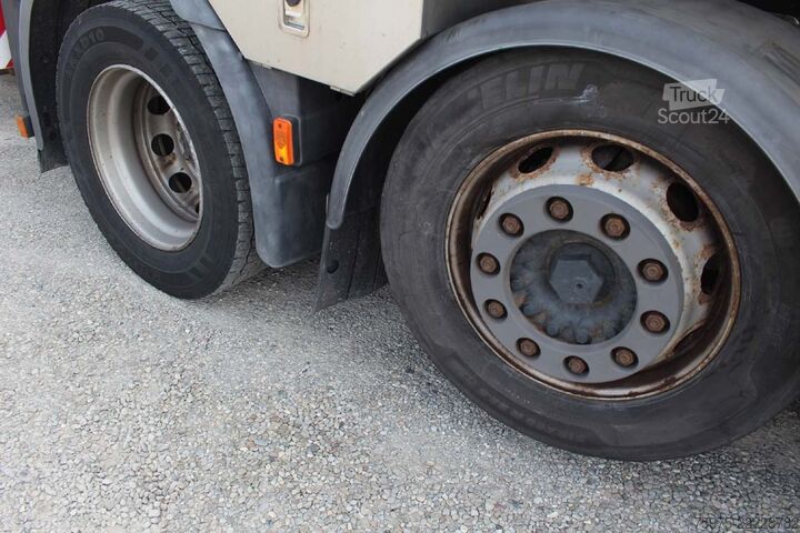 وحدة جرار قياسية Iveco trattore stradale 3 assi ribassato