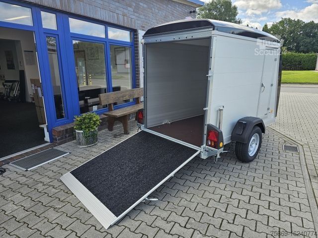 Κλειστό ρυμουλκούμενο BÖCKMANN KT-PB-AL 2513/135 F + Einstiegstür