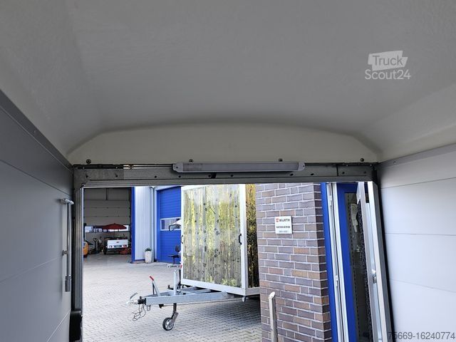 Κλειστό ρυμουλκούμενο BÖCKMANN KT-PB-AL 2513/135 F + Einstiegstür